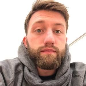 Meet your Posher, Zachary